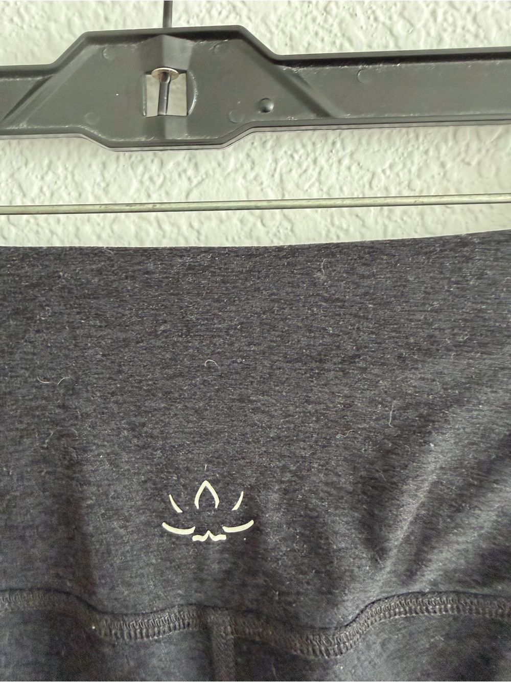 Beyond Yoga Keep Pace High-Rise Biker Shorts Space Dye heathered black Medium - Picture 4 of 5